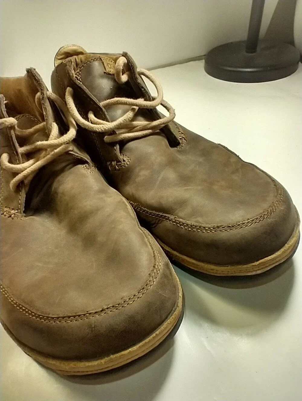 OluKai Kamuela Brown Leather Ankle Chukka Boots Men's sz 13.